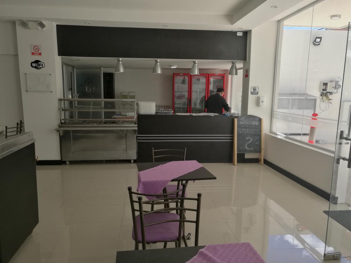 קיטו Hotel Sabet מראה חיצוני תמונה