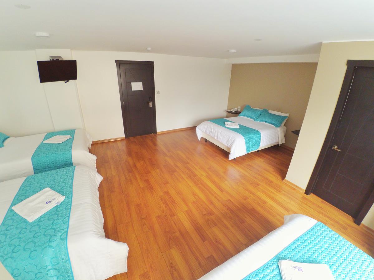 קיטו Hotel Sabet מראה חיצוני תמונה